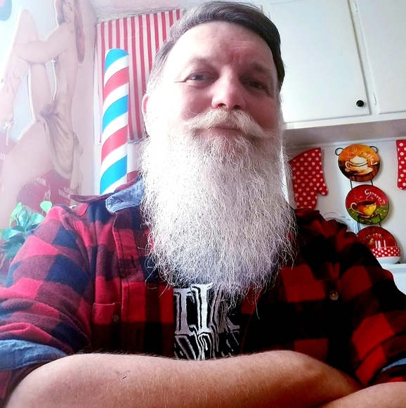 Meet your Posher, Luc - Picture 1 of 4